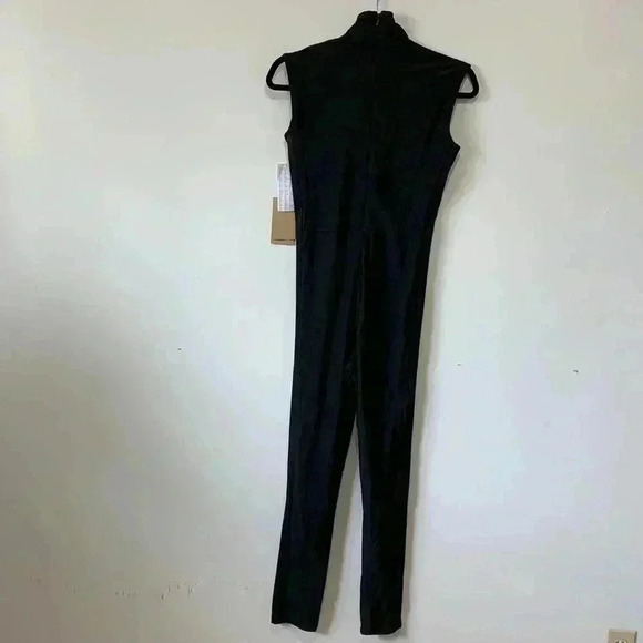 ⭐️Host Pick⭐️BNWT Adidas*Yeezy Season 3 Women’s athletic jumpsuit in black M - Picture 3 of 6